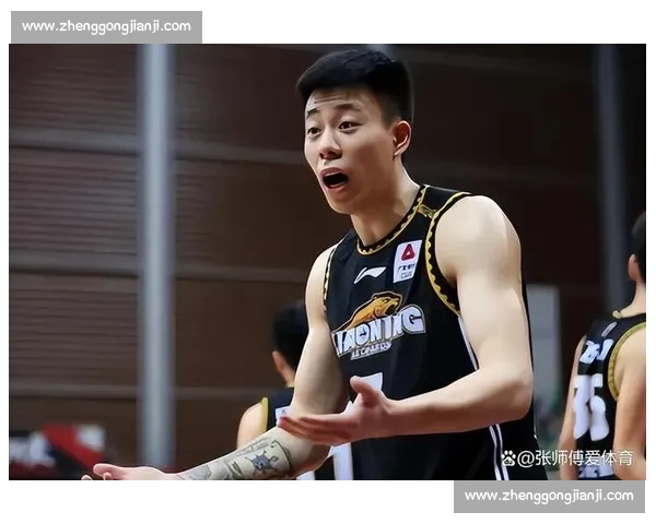 张镇麟离辽篮三因:杨鸣战术失配 上海锋线成引力场 张镇麟离辽篮三因:杨鸣战术失配 上海锋线成引力场