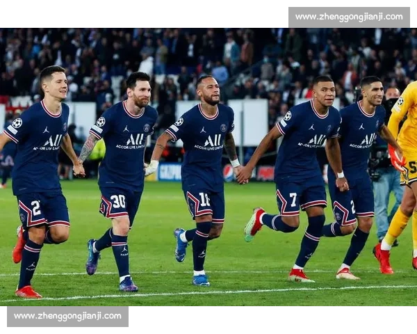 巴黎圣日耳曼强势迎战里昂法甲焦点对决引爆冠军悬念赛季走势成关键一战